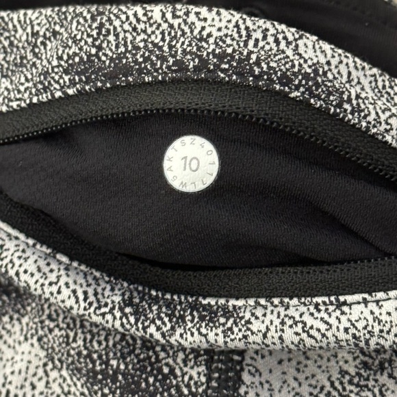 Lululemon Speed Tight V Power Luxtreme Hazy Days Black White / Black Size 10 - Picture 5 of 10